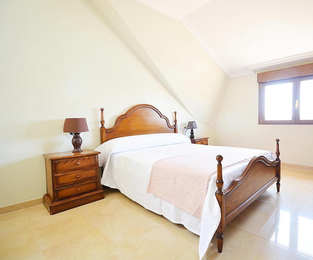 Galihost - Casa Con Precioso Jardin En Vilanova De Arousa Eksteriør billede